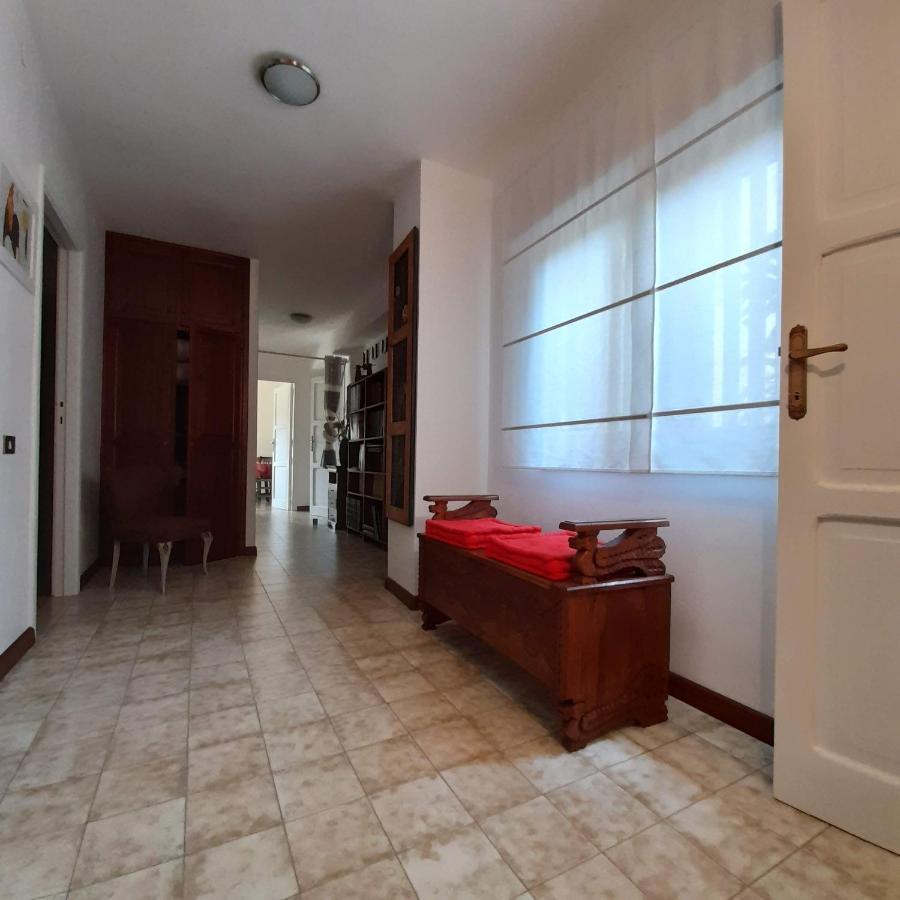Ferienwohnung Invit Arti Capoterra Exterior foto