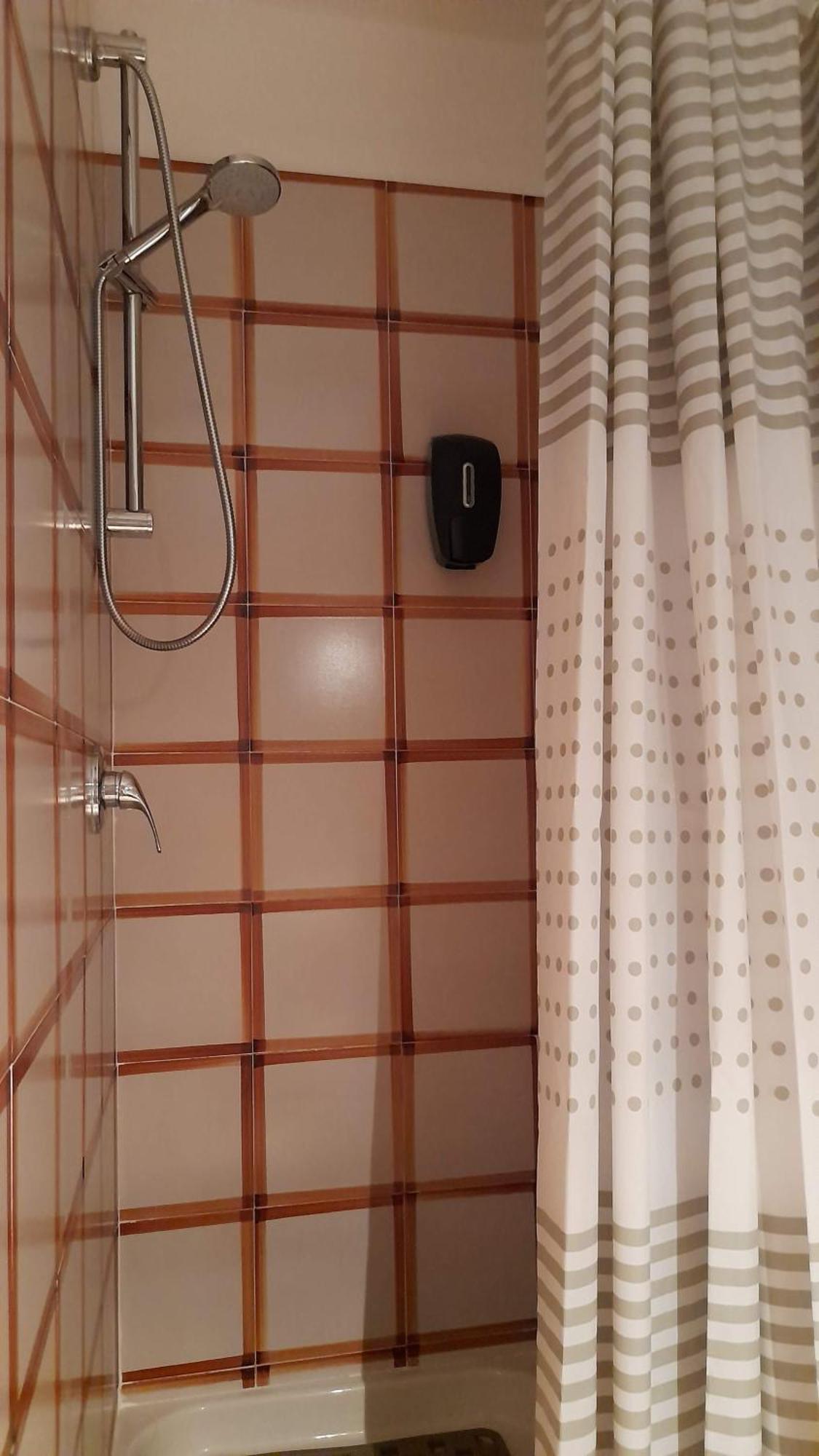 Ferienwohnung Invit Arti Capoterra Zimmer foto