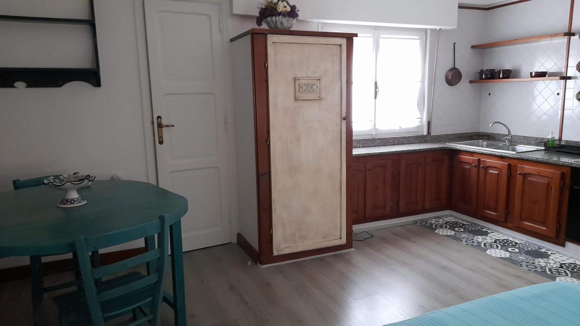Ferienwohnung Invit Arti Capoterra Zimmer foto
