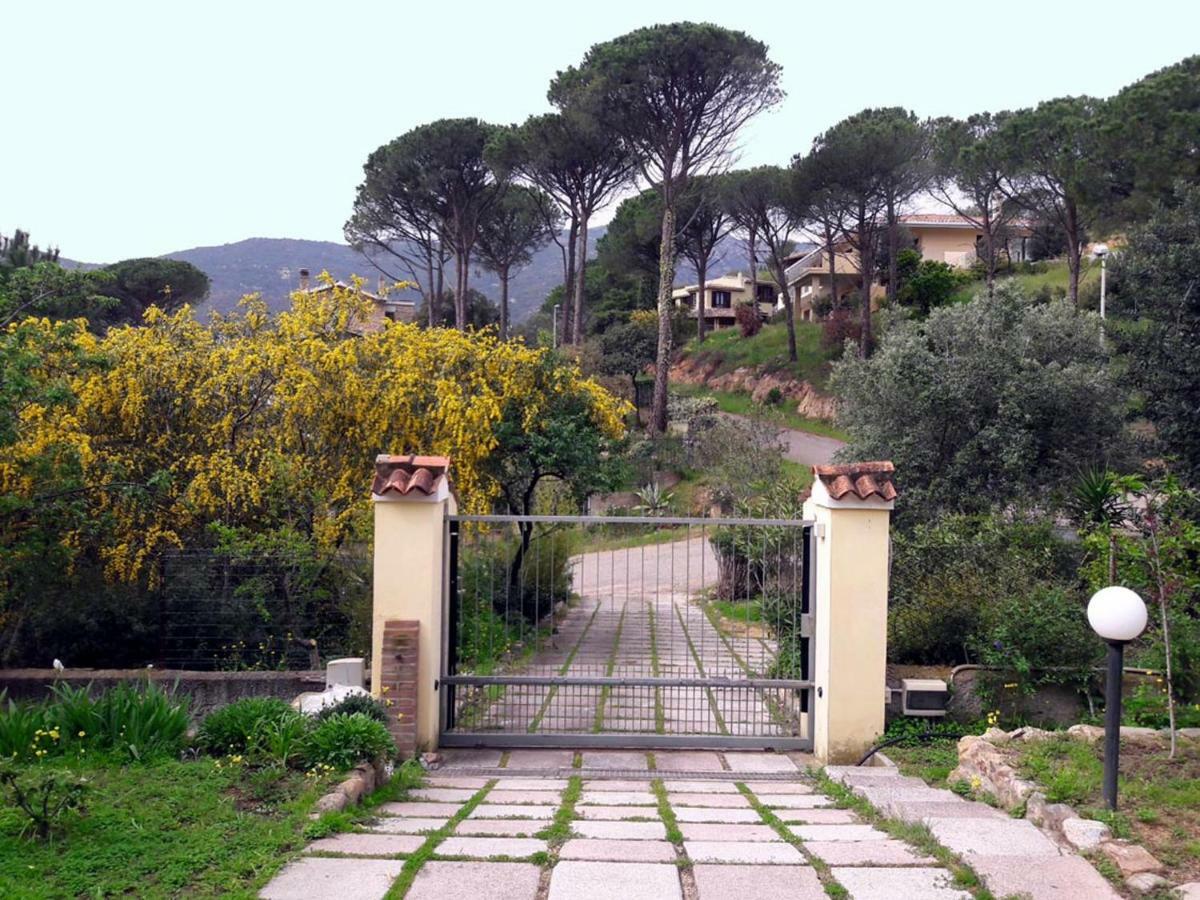 Ferienwohnung Invit Arti Capoterra Exterior foto